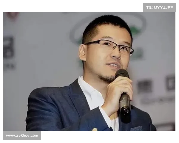 杨毅揭秘JR不训练的真相:关于夜里点菜的传闻他并不知情(杨毅会打篮球吗) 杨毅揭秘JR不训练的真相:关于夜里点菜的传闻他并不知情(杨毅会打篮球吗)